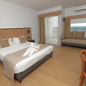 https://carayou-hotel-spa.comcaribbean.com